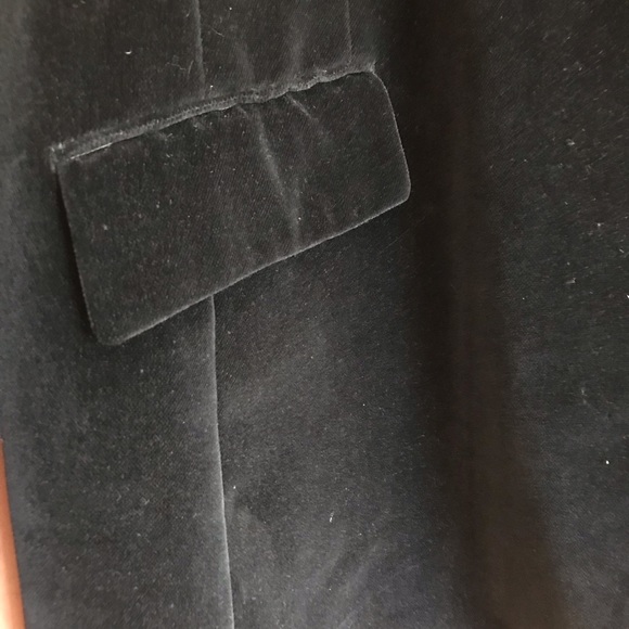 Men’s Black Velvet Suit Jacket, size 46 - Picture 4 of 7